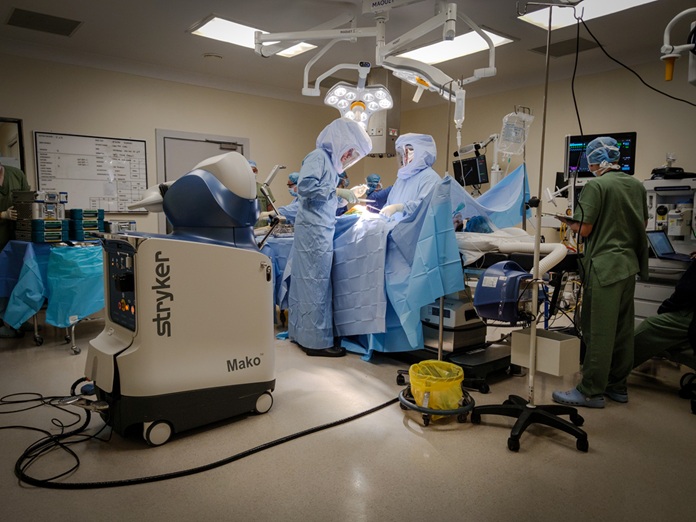SJMC Mako robotic-assisted system day-care total knee replacement